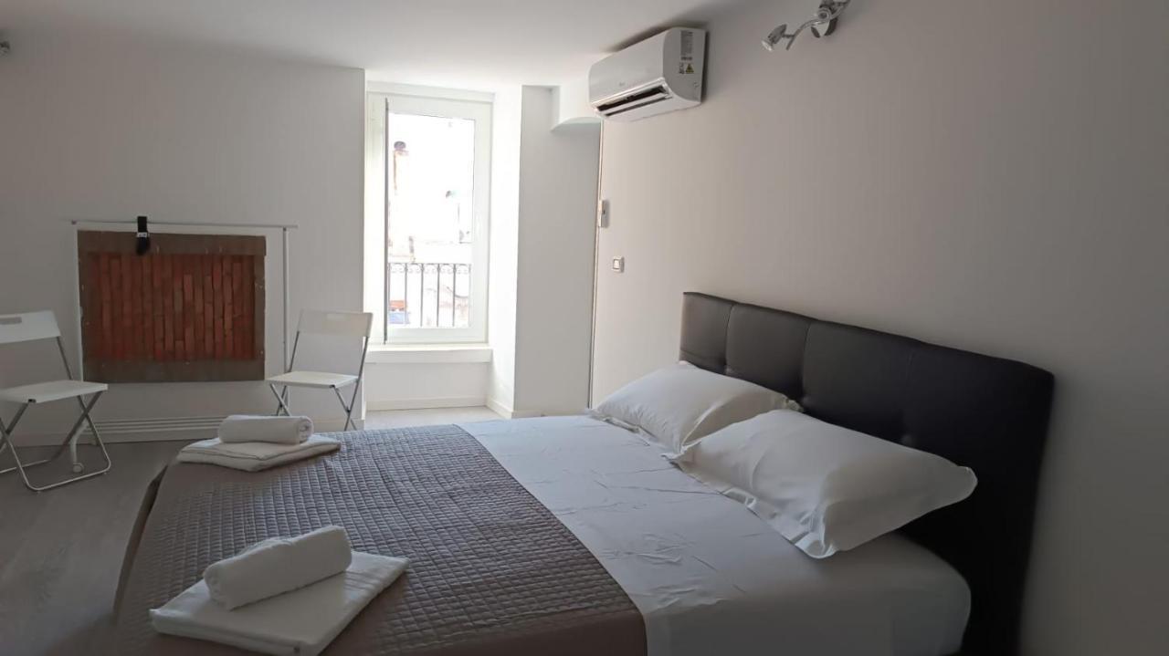 Di Fronzo Guest House T ทริจเจียโน ภายนอก รูปภาพ